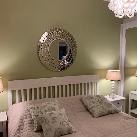 דירה Cosy Victoria,